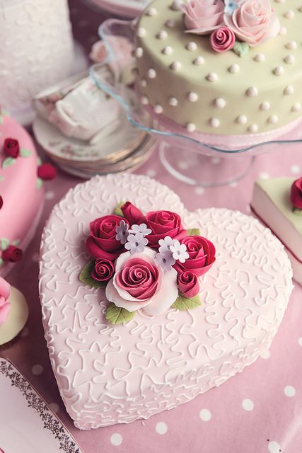 Как выбрать лучший свадбеный торт легко и непринужденно!