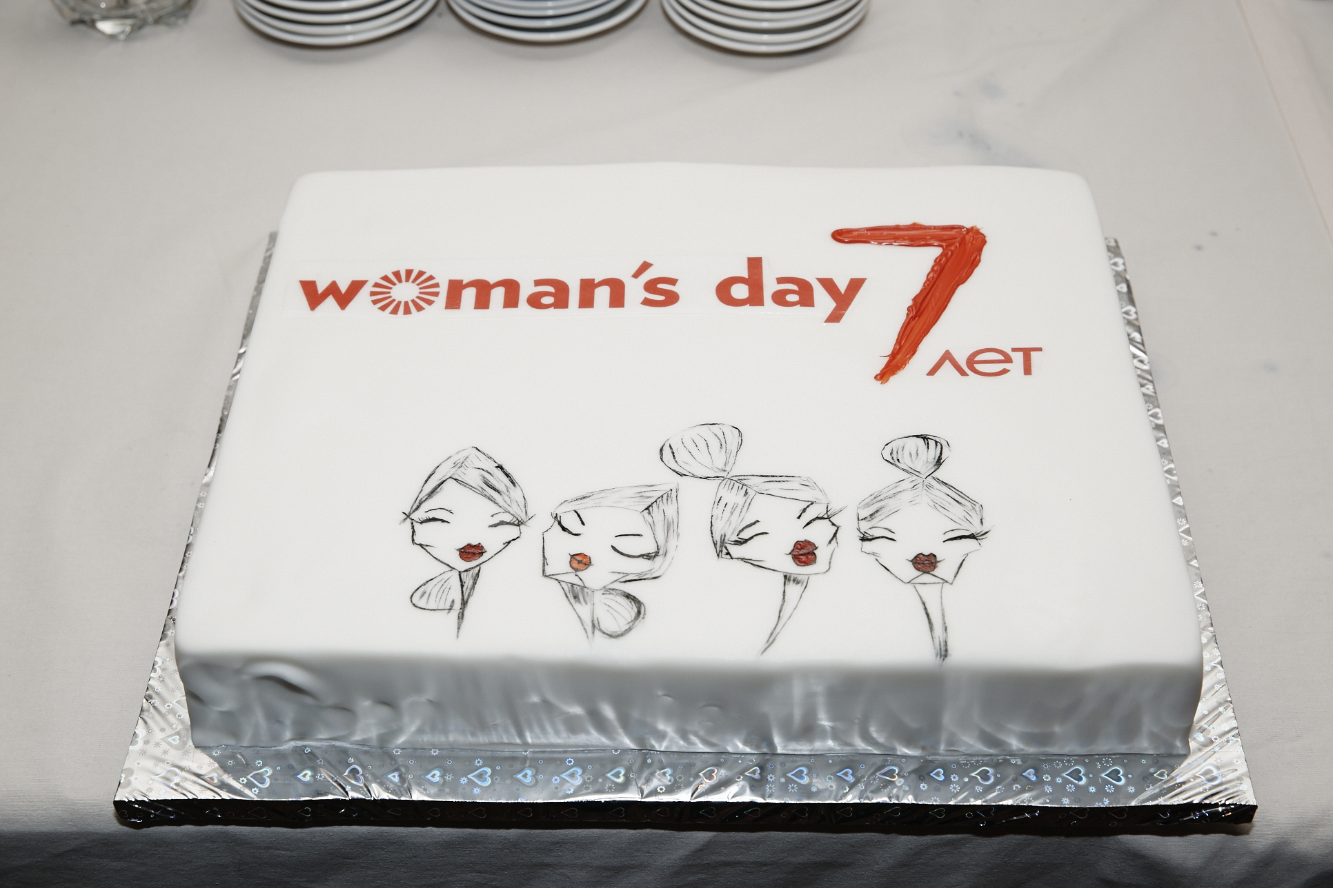 Портал Woman's Day о тортиках кондитерской Алтуфьево