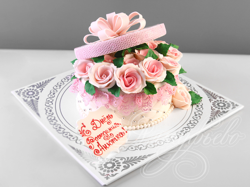 Торт Шкатулка с розами для мамы