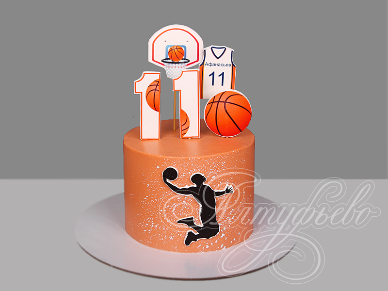 Торт с силуэтом баскетболиста