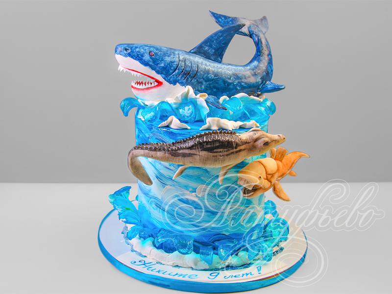 Торт для мальчика на 9 лет с акулой и рыбами одноярусный с мастикой