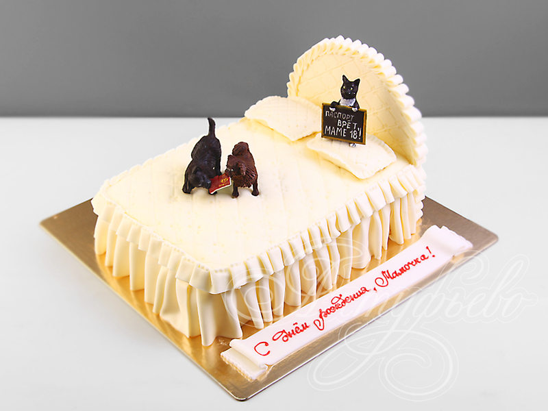 Торт Кровать с собаками и кошкой маме на день рождения на 40 лет одноярусный с мастикой