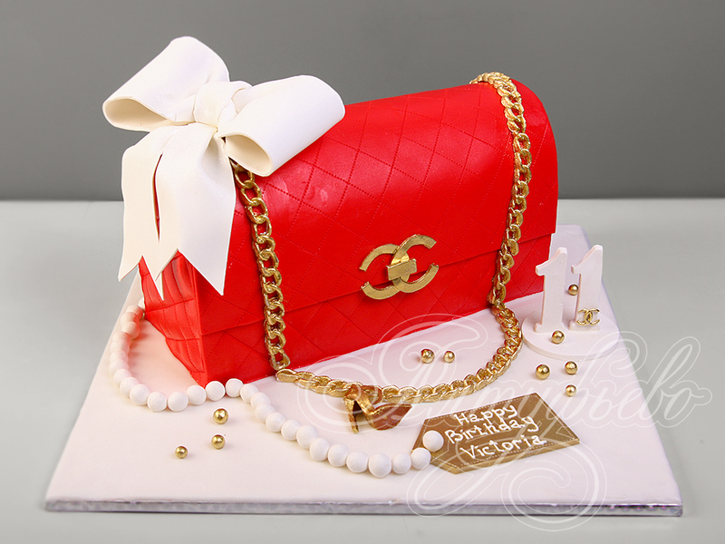 Торт "Сумочка Chanel" для девочки