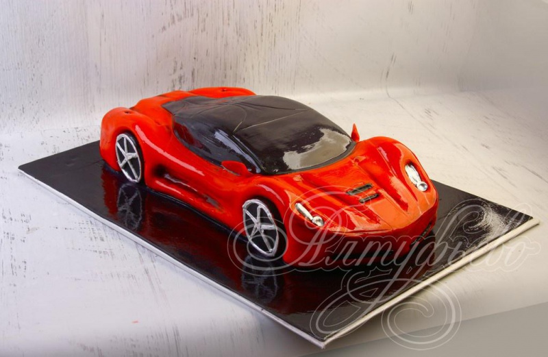 Торт красная спортивная машина