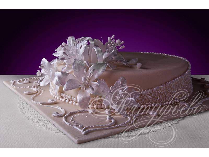 Подарочный торт «Королевская корона»