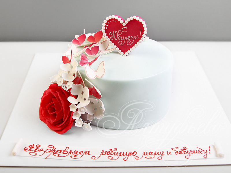 Торт с сердечком, бабочками и розой 19011620