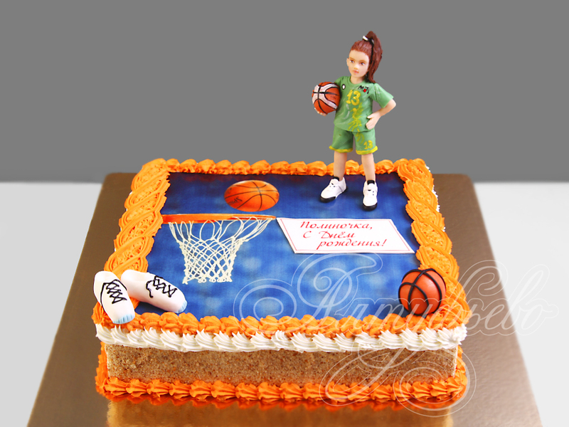 Торт Баскетбол с кроссовками и мячами