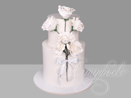 Свадебный с эустомами и бантом