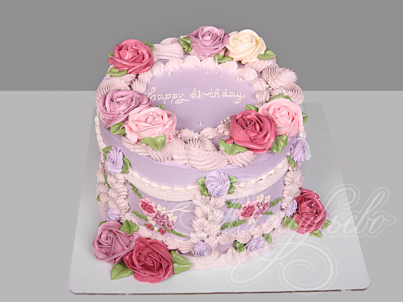 Торт с цветами и узорами
