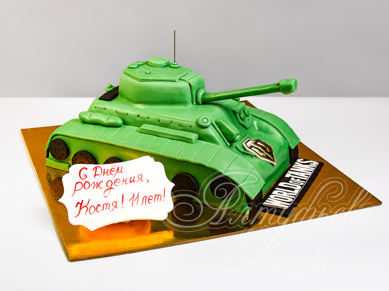 Торт в виде танка World of Tanks
