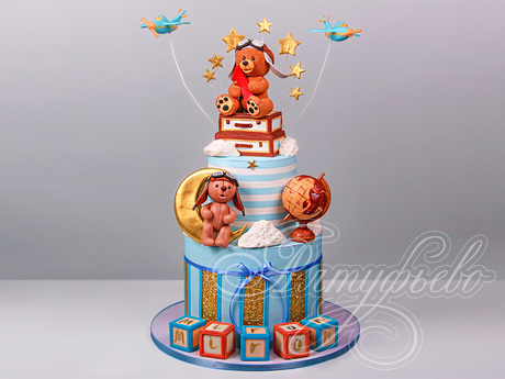 Торт с мишками, глобусом и самолётиками