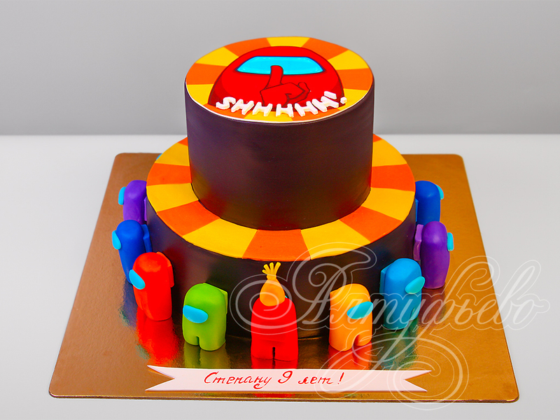 Торт для мальчика игрока в Among Us двухъярусный на день рождения в 9 лет