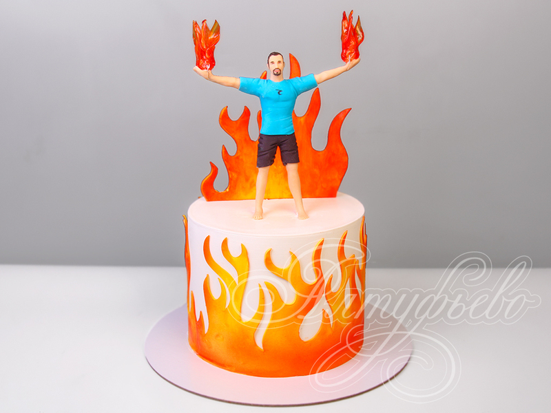 Торт с пламенем мужчине