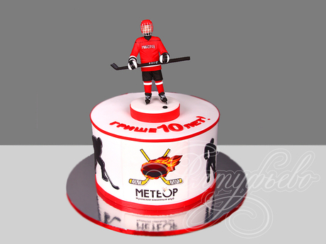 Торт с хоккеистом ХК "Метеор"