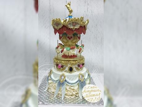 Торт самым маленьким
