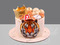 Торт с короной, биткоинами и тигром