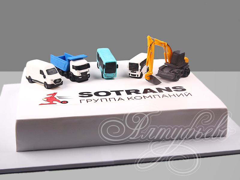 Торт с машинами для компании Сотранс