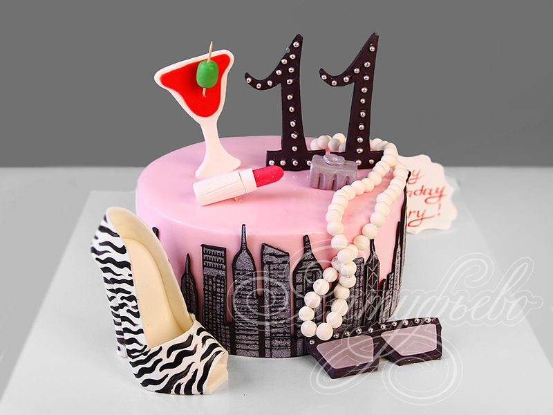 Торт с туфелькой окраса зебры для модницы на день рождения на 11 лет