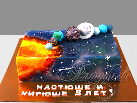Торт Космос и планеты для двойняшек