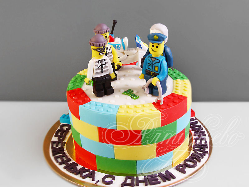 Торт Lego на 4 года