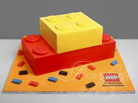 Торт Lego для малышей