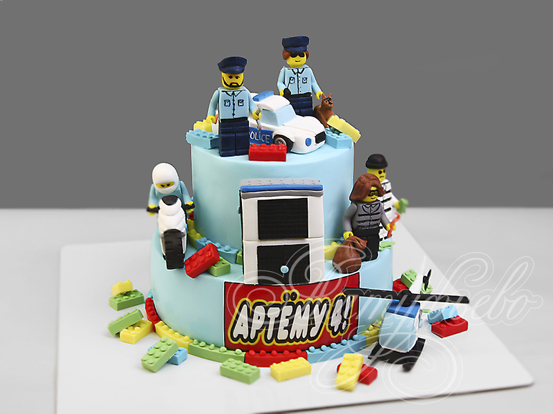 Торт Lego "Полицейский участок"