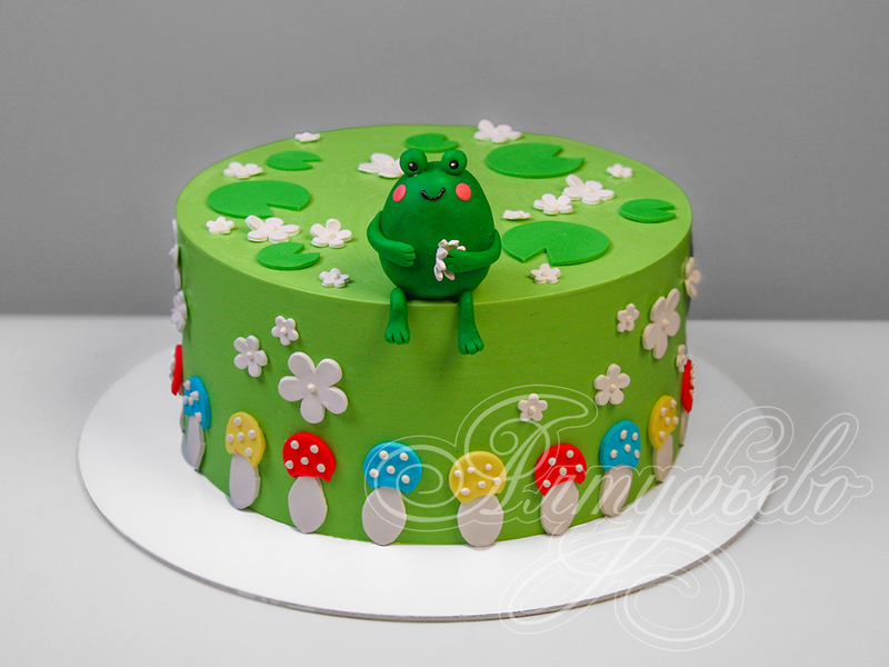 Торт для девочки с фигуркой зеленой лягушки