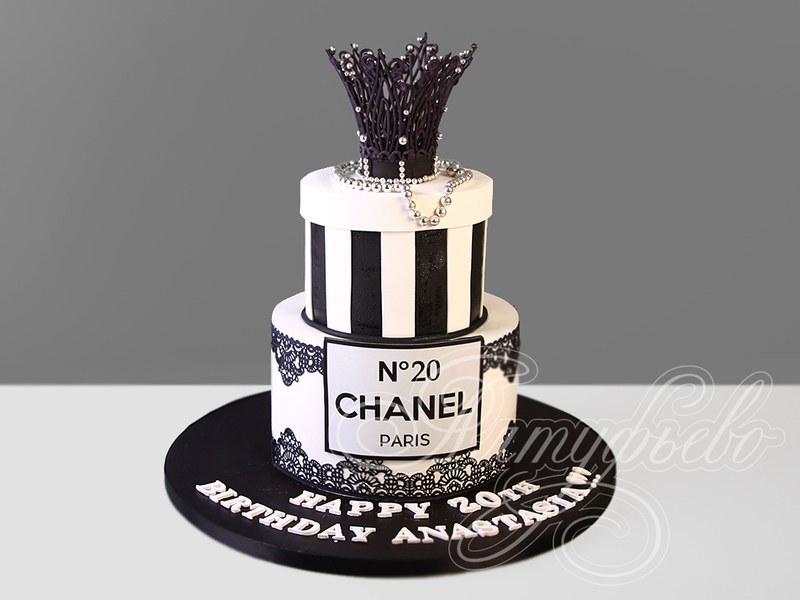 Торт Chanel №20 на день рождения на 20 лет