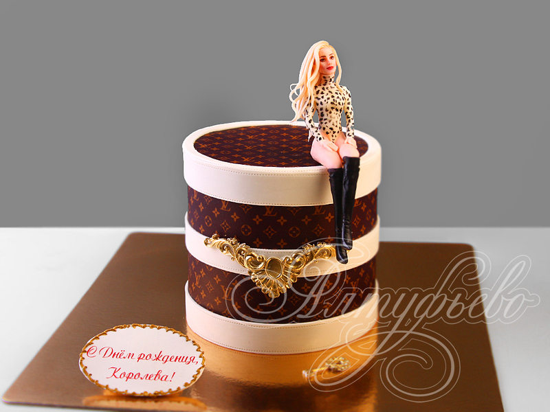 Торт Шкатулка Louis Vuitton для модницы 03115020