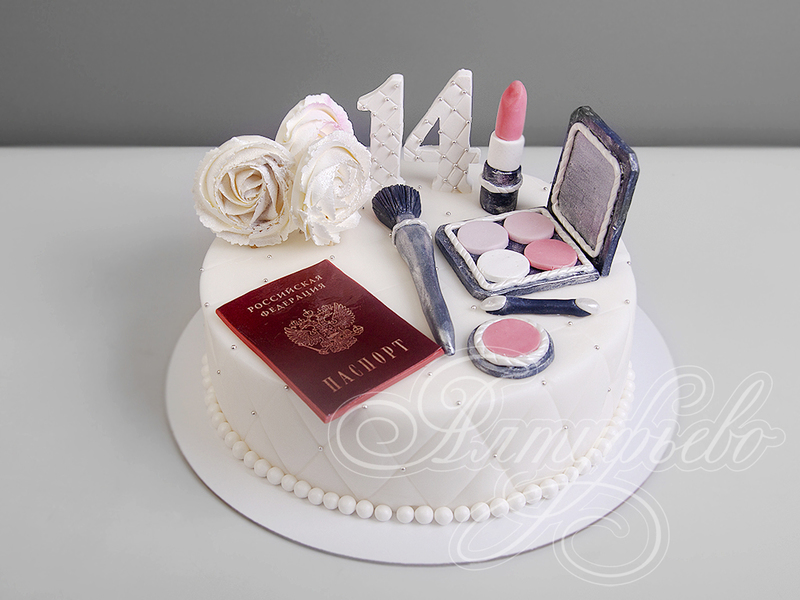 Торт с паспортом для модницы