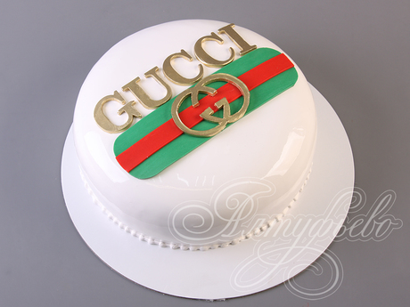 Торт Gucci для модницы