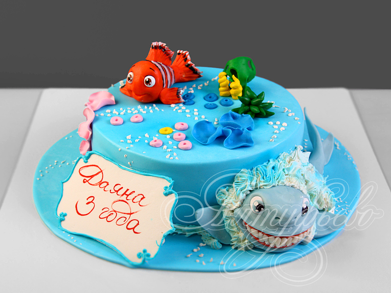 Морской торт с рыбами девочке на день рождения в 3 года одноярусный с фигурками