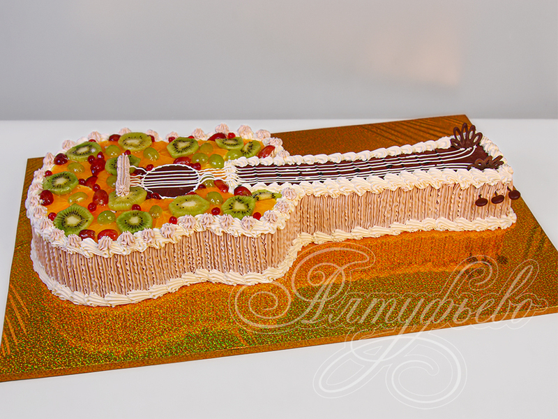 Торт гитара для папы кремовый со сливками