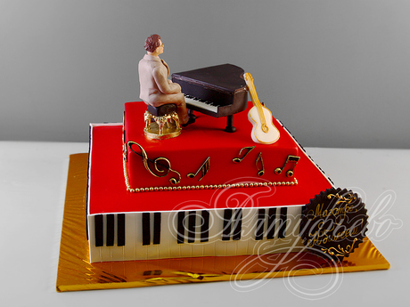 Торт с роялем и гитарой для музыканта