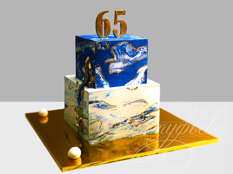 Мраморный торт с жеодами с мастикой на день рождения в 65 лет