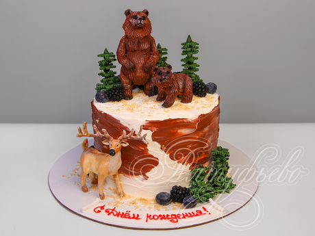 Торт с оленем и мишками