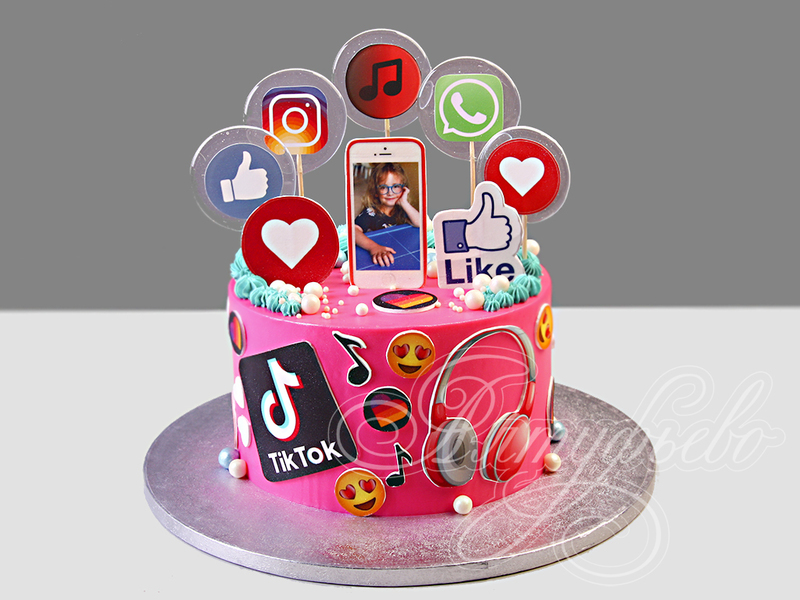 Детский торт для подростков на день рождения на тему социальных сетей