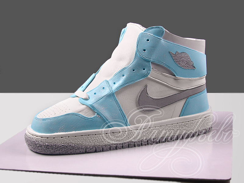 Кроссовок Nike Air Jordan на 13 лет