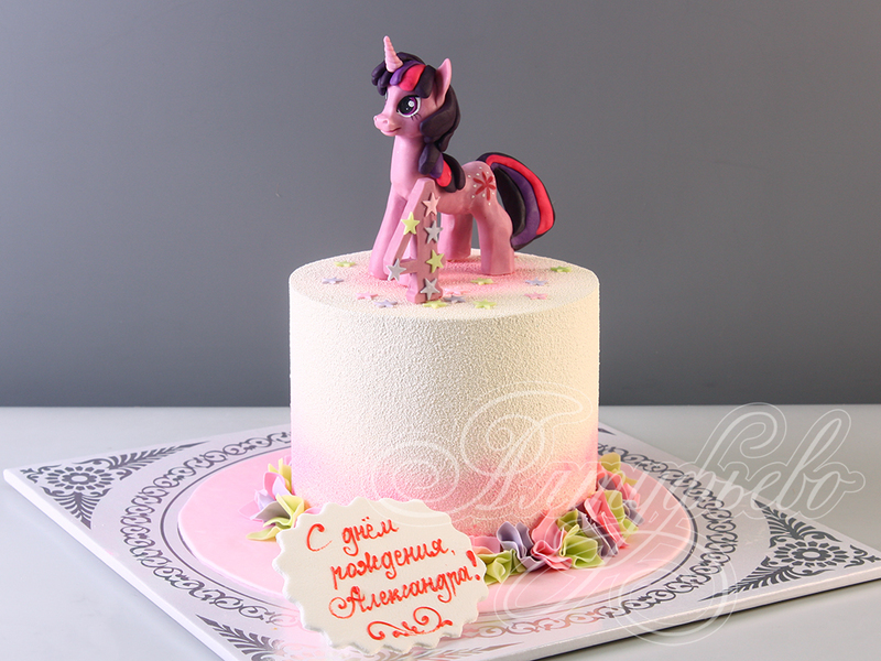Торт на день рождения 01103518