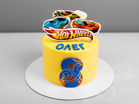 Торт Hot Wheels на 8 лет