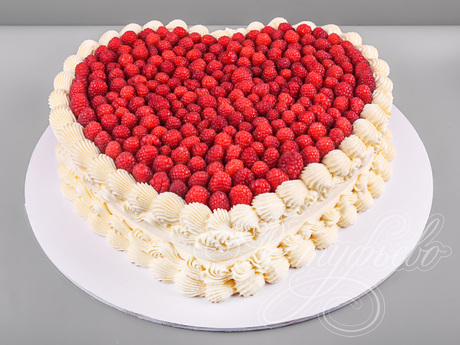 Торт Малиновое сердце