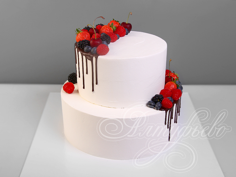 Классический торт с ягодами 27071819
