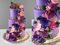 Торт с каскадом цветов и золотым декором