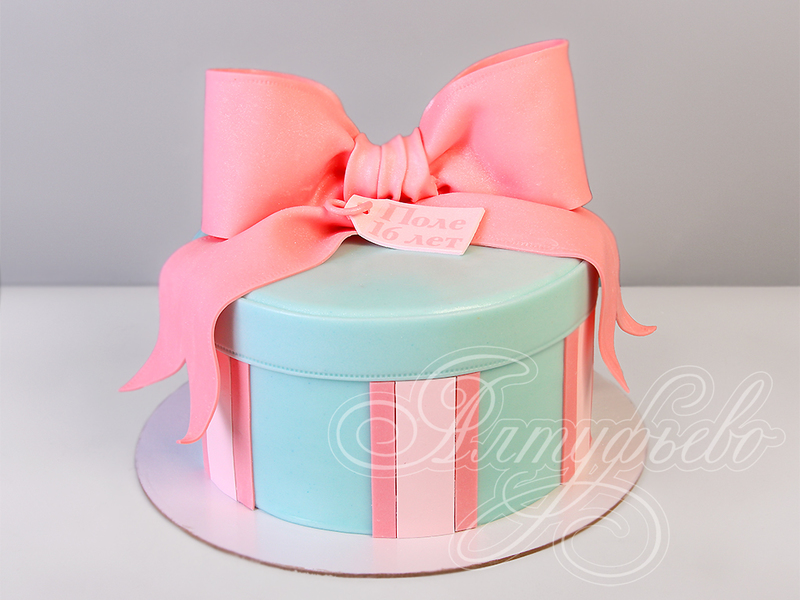 Детский торт Подарок на день рождения девушке в 16 лет с розовым бантом