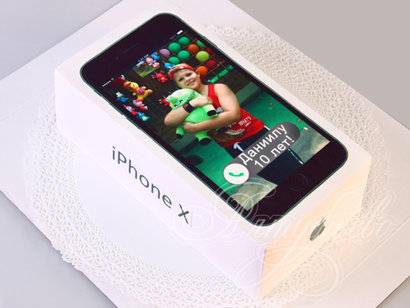 Торт iPhone X