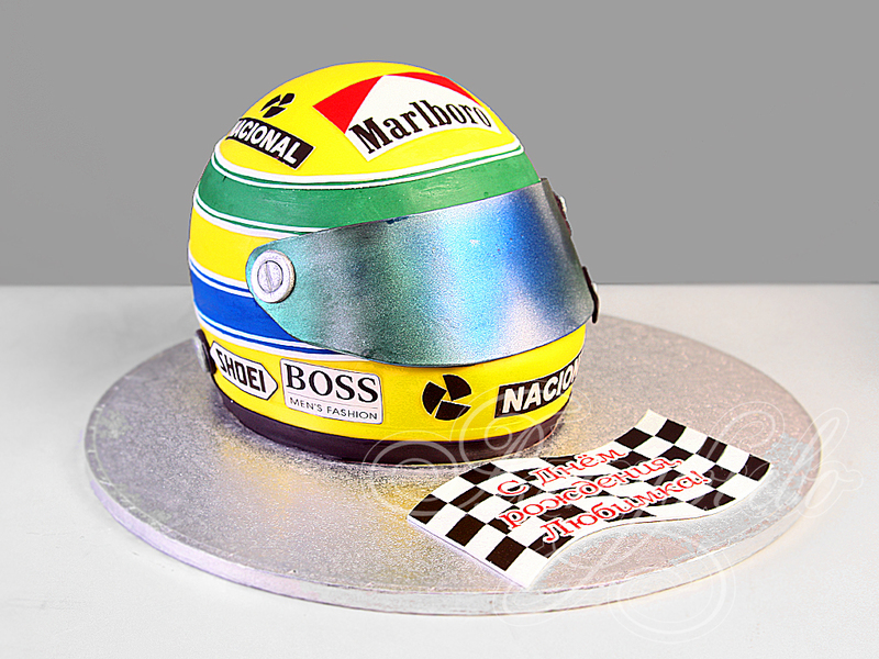 3D торт любимому в виде шлема