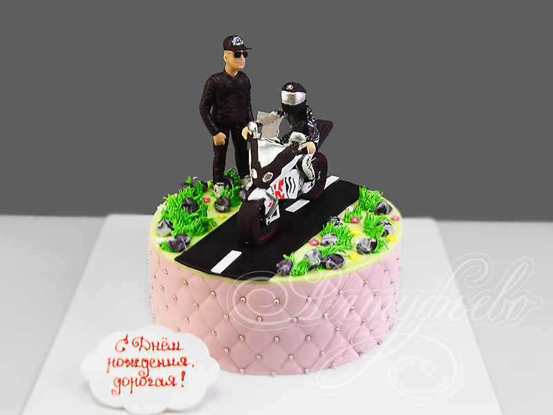 Торт девушке-мотоциклистке