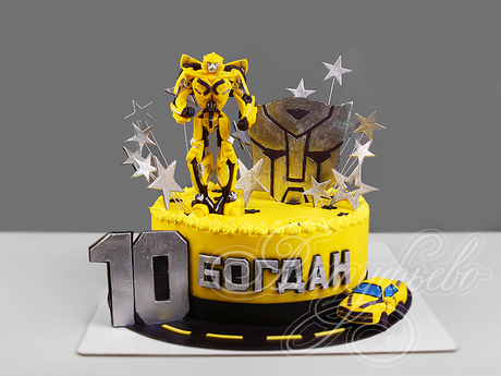 Торт с трансформером Бамблби на 10 лет