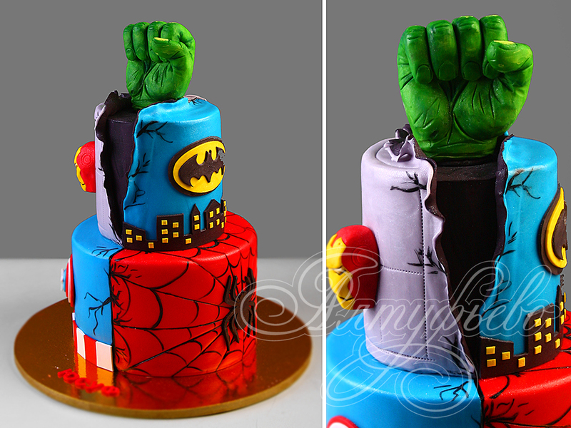 Детский торт Халк и другие супергерои двухъярусный с мастикой