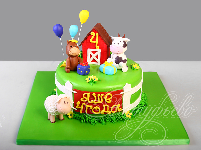 Торт для малышей с овечкой, лошадкой и коровкой